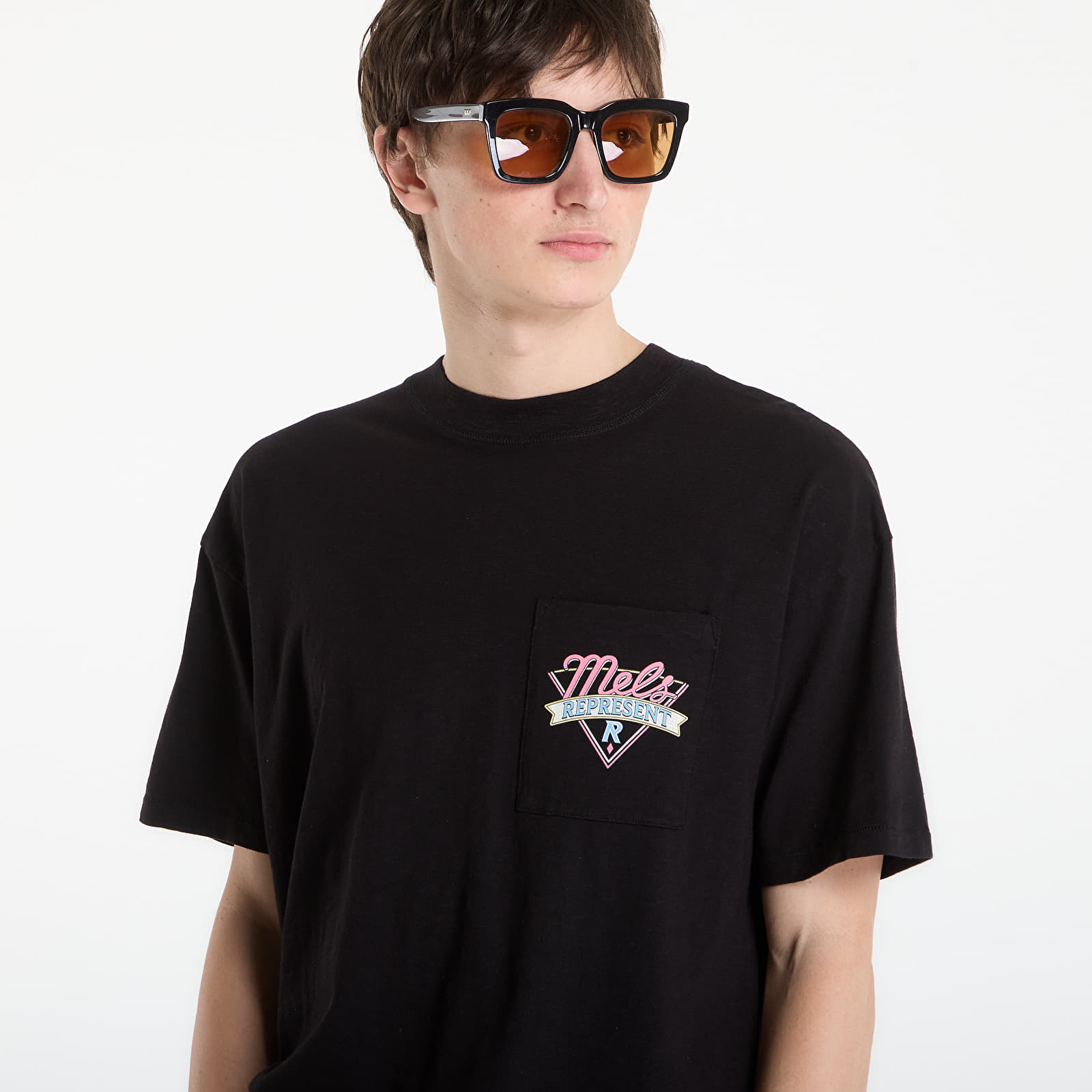 Trička REPRESENT Mel'S Dinner T-Shirt UNISEX Jet Black