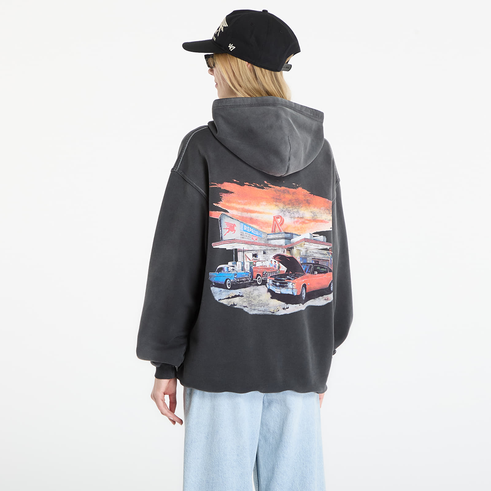 Pánské mikiny REPRESENT 24 Hour Service Hoodie UNISEX Stained Black