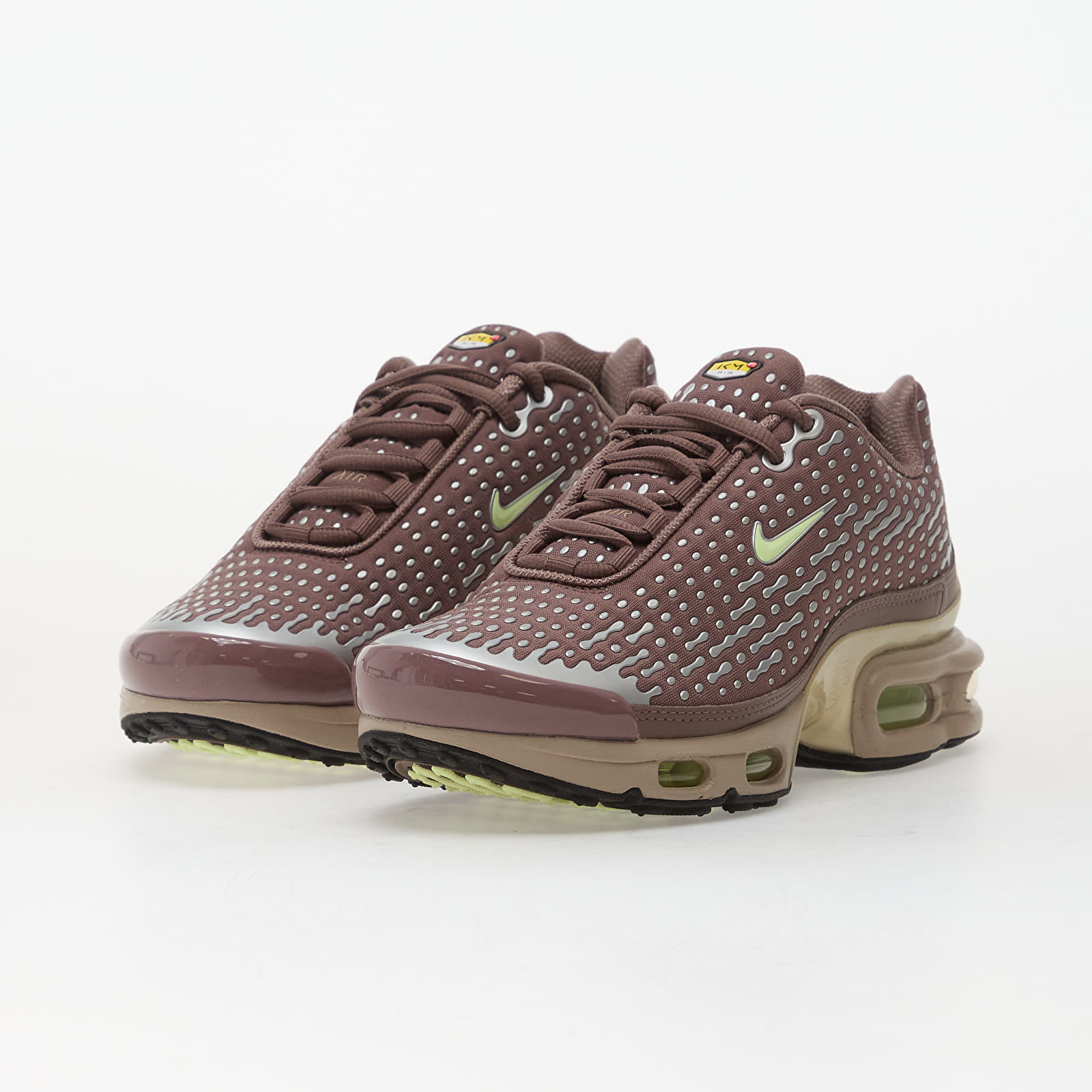 Herren Sneaker und Schuhe Nike Air Max Plus Vii Plum Eclipse/ Barely Volt-Mtlc Gold Grain