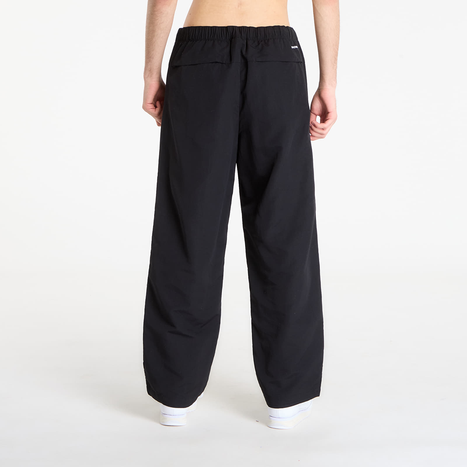 Byxor The North Face TNF Easy Wind Pant TNF Black
