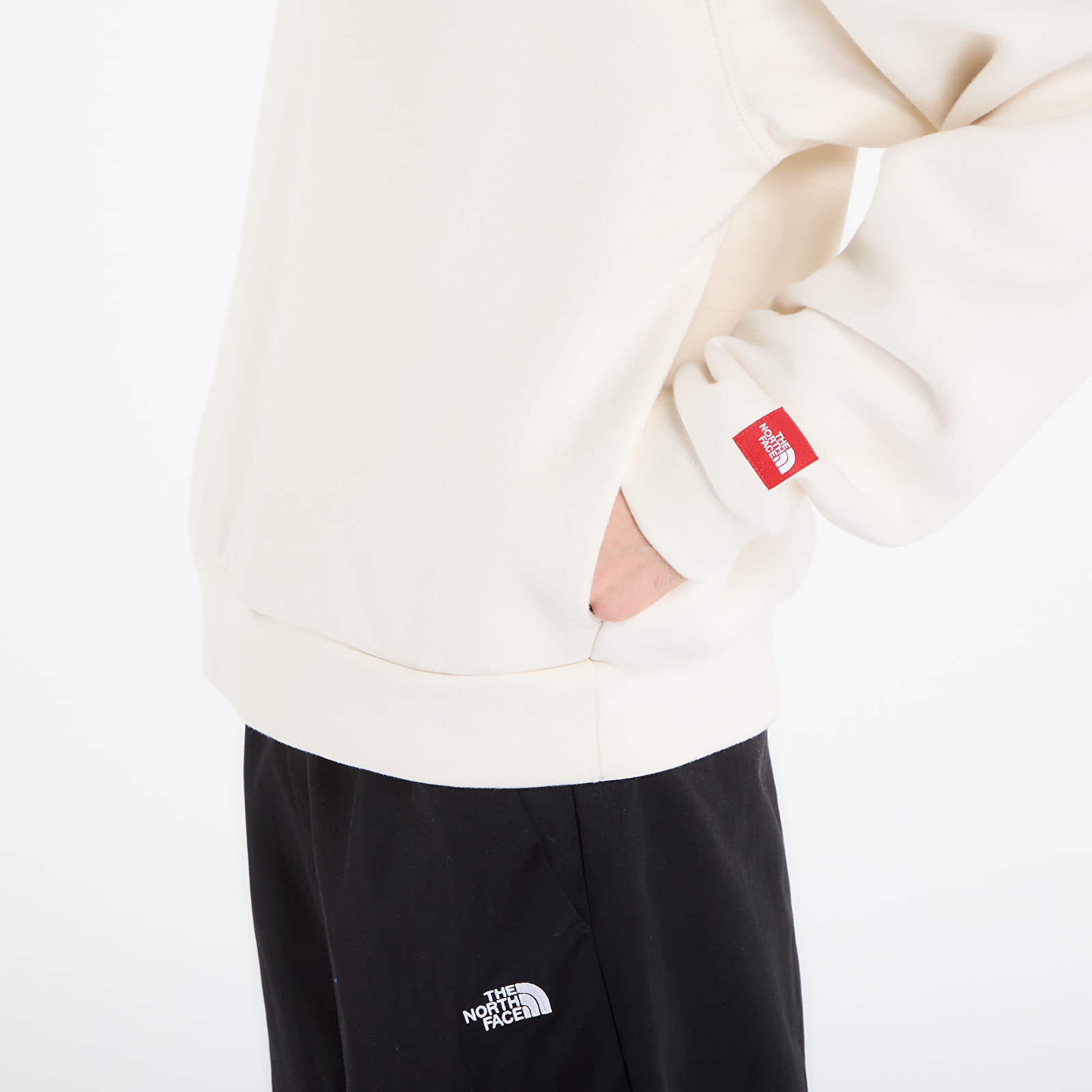 Kapuutsikud ja kampsunid The North Face Redbox Hoodie White Dune