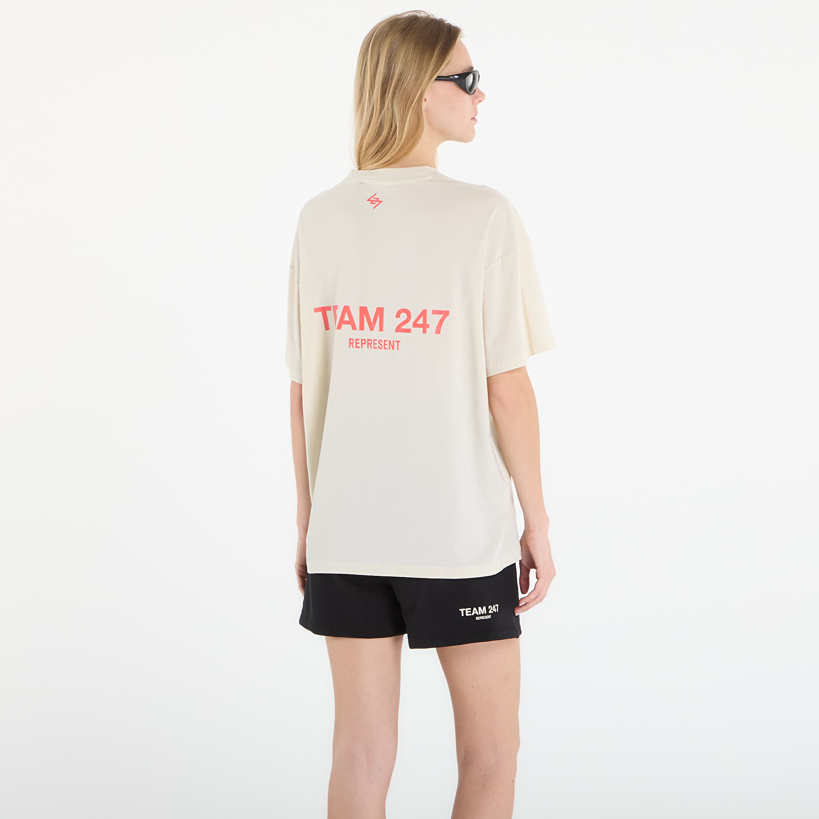 T-Shirts REPRESENT Team 247 Oversized Tee UNISEX Cream