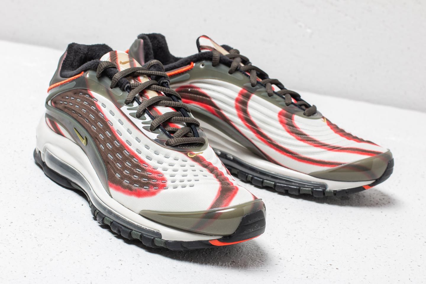 Nike air max deluxe sequoia green & orange clearance