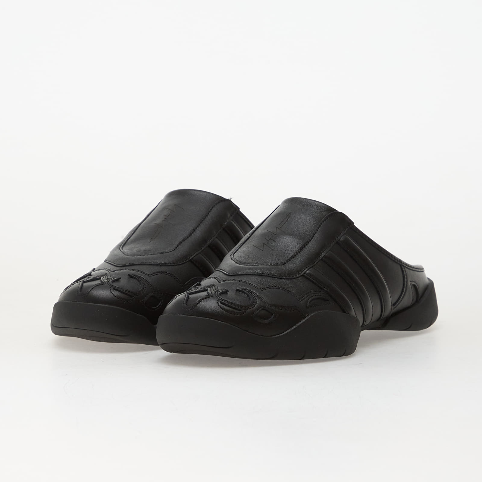 Meeste kingad Y-3 Regu Mule Black/ Black/ Black