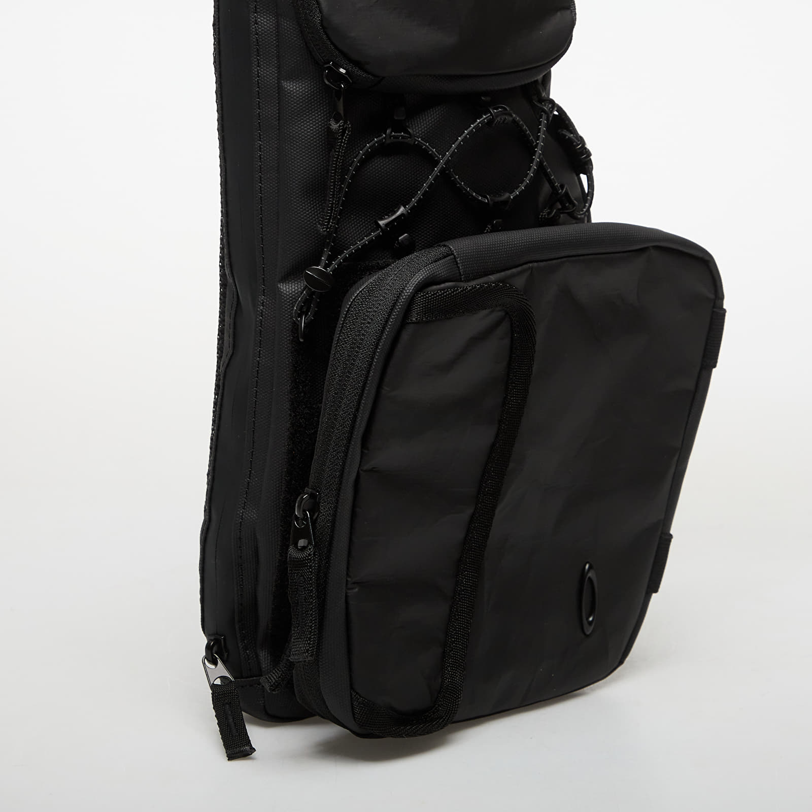 Ristilaukut Oakley Latitude Flex Belt Bag Blackout