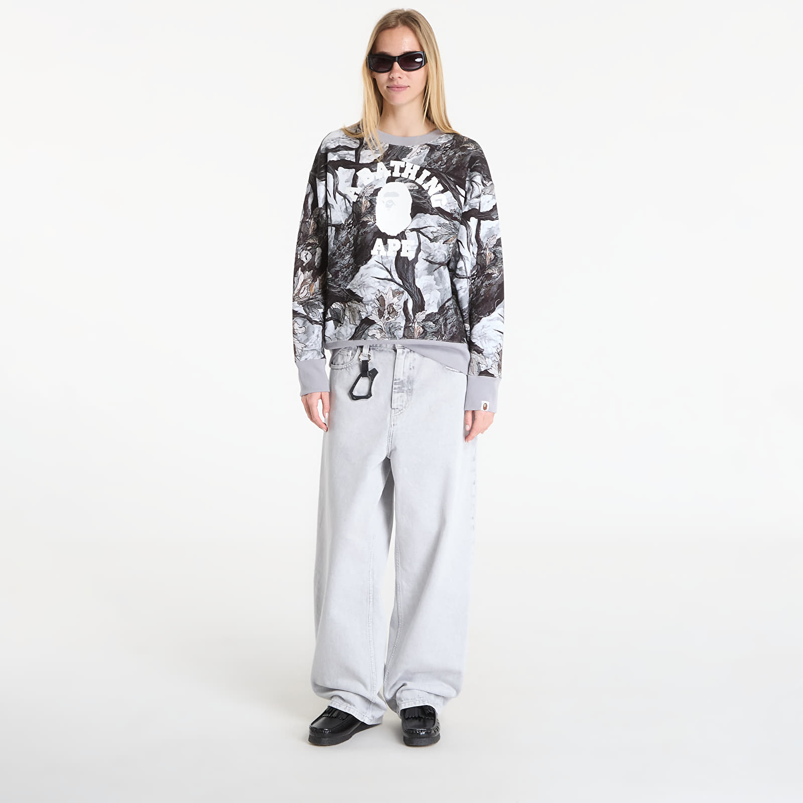 Meeste kapuutsiga dressid A BATHING APE Tree Edge Camo College Relaxed Fit Crewneck Sweatshirt UNISEX White