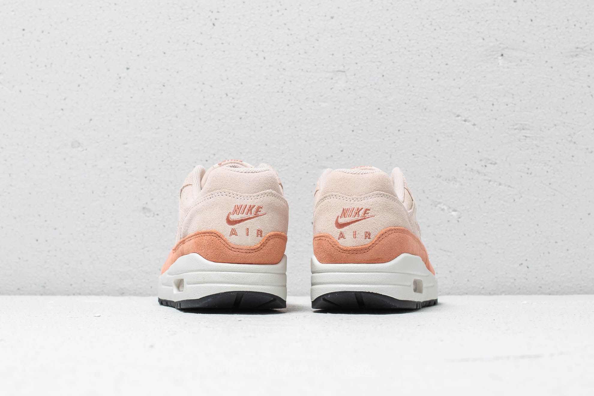 Nike air max 1 premium sc guava ice on sale