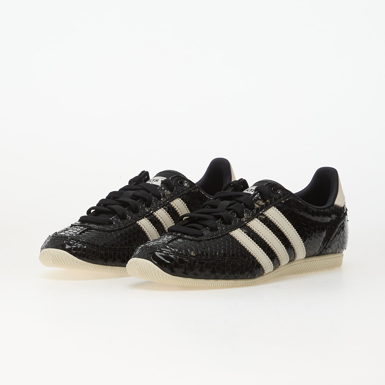 Жіноче взуття adidas Japan W Core Black/ Core Black/ Off White