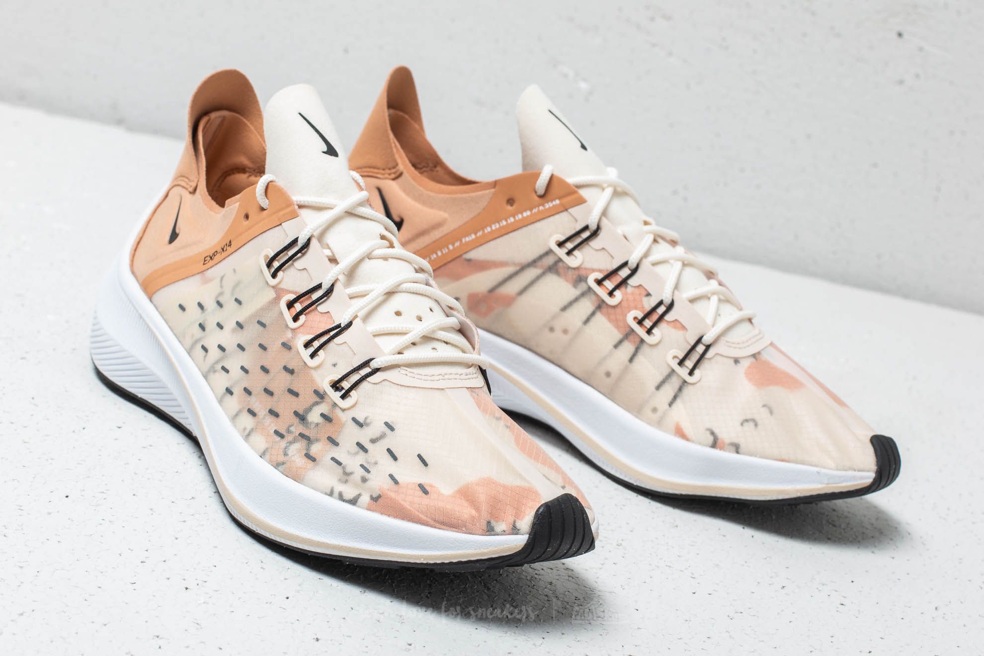 Nike exp-x14 store womens brown