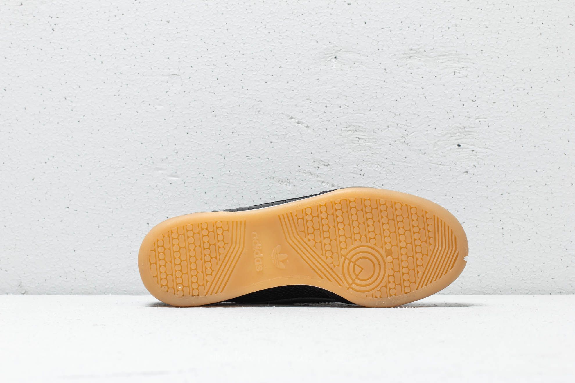 Continental 8 discount adidas yellow