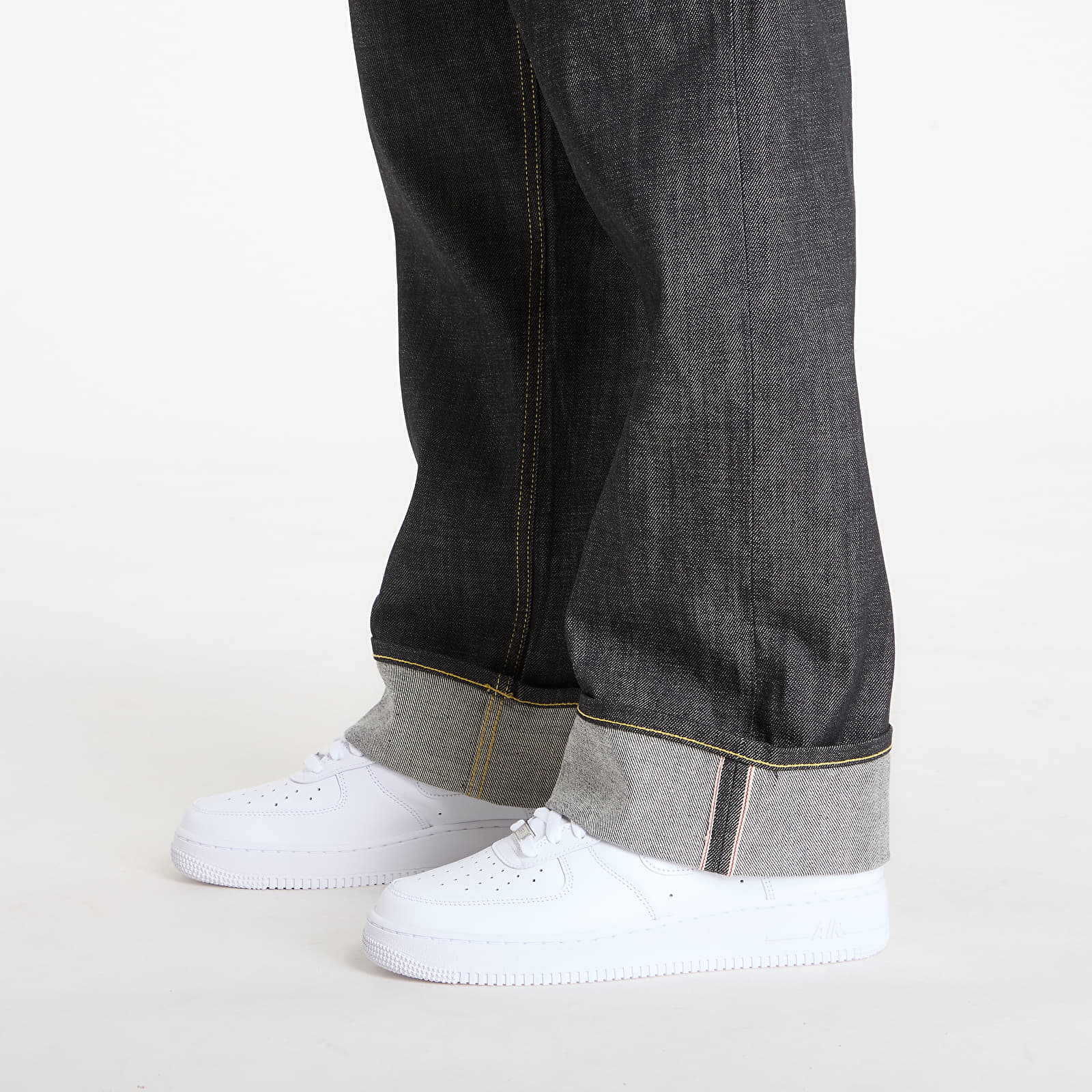 Miesten farkut REPRESENT Selvedge Denim Midnight Black