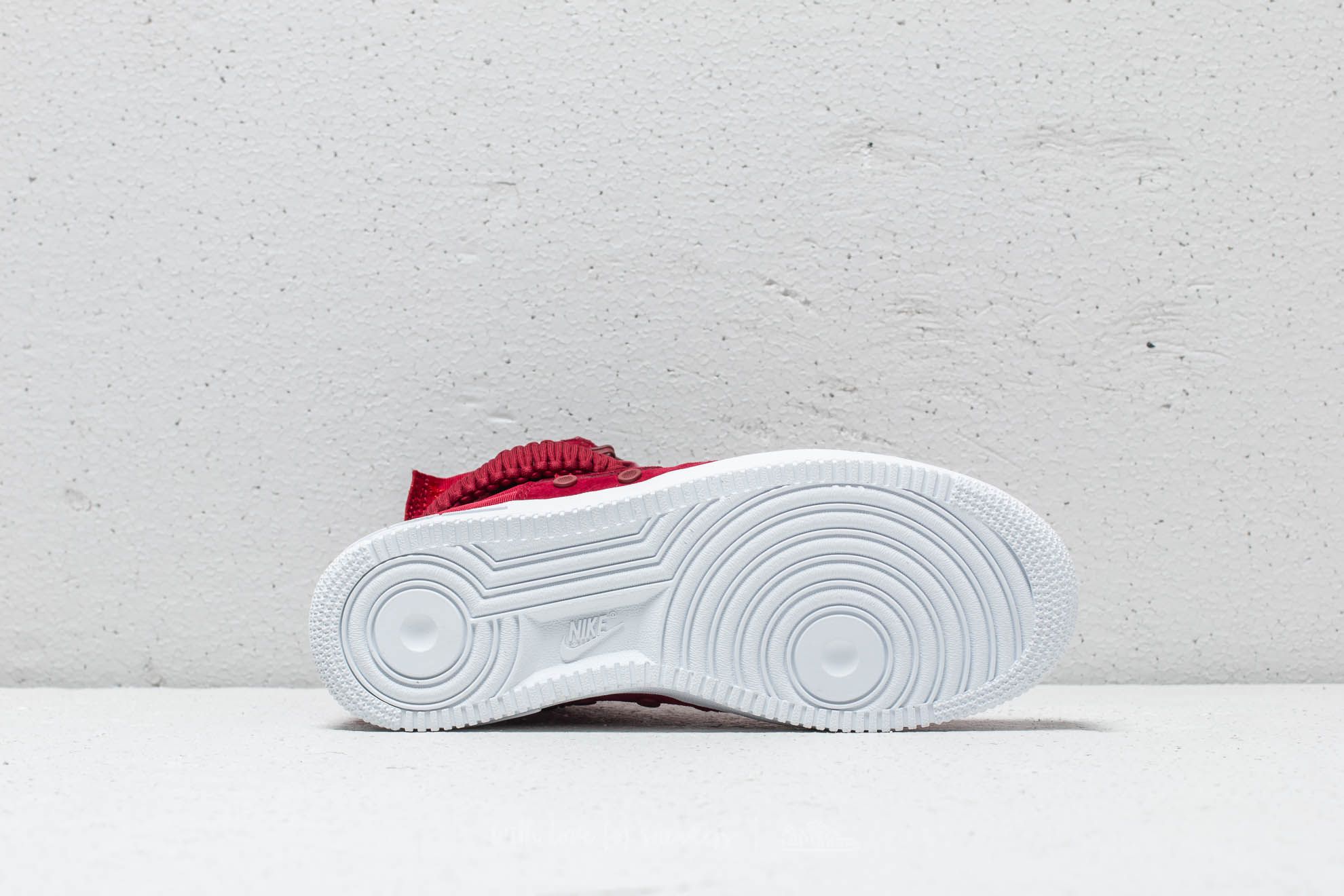 Nike sf air hotsell force 1 red crush