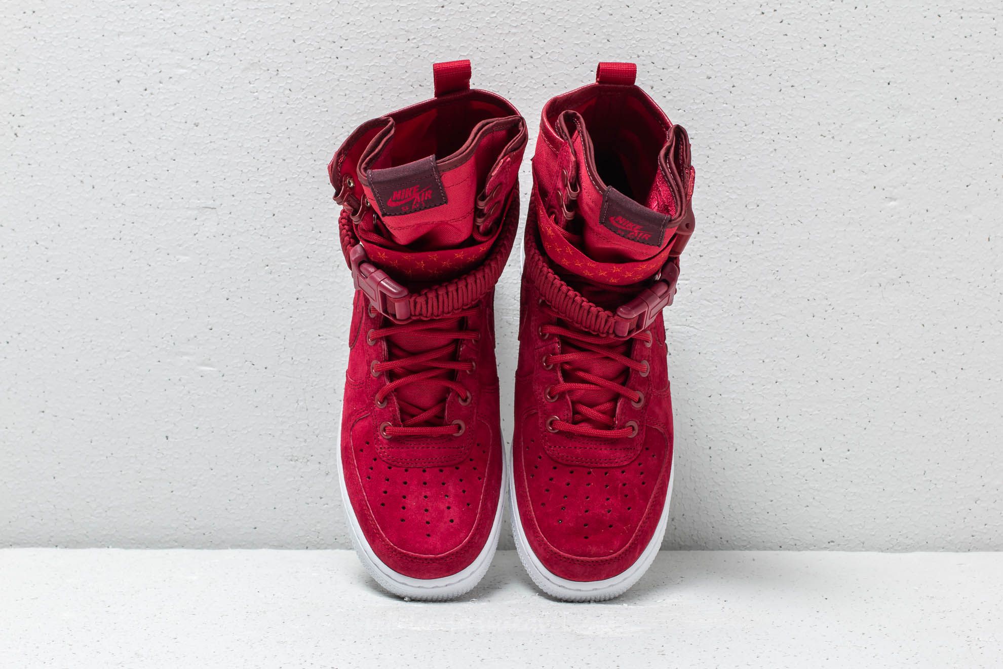 Women s shoes Nike W Special Field Air Force 1 Red Crush Red