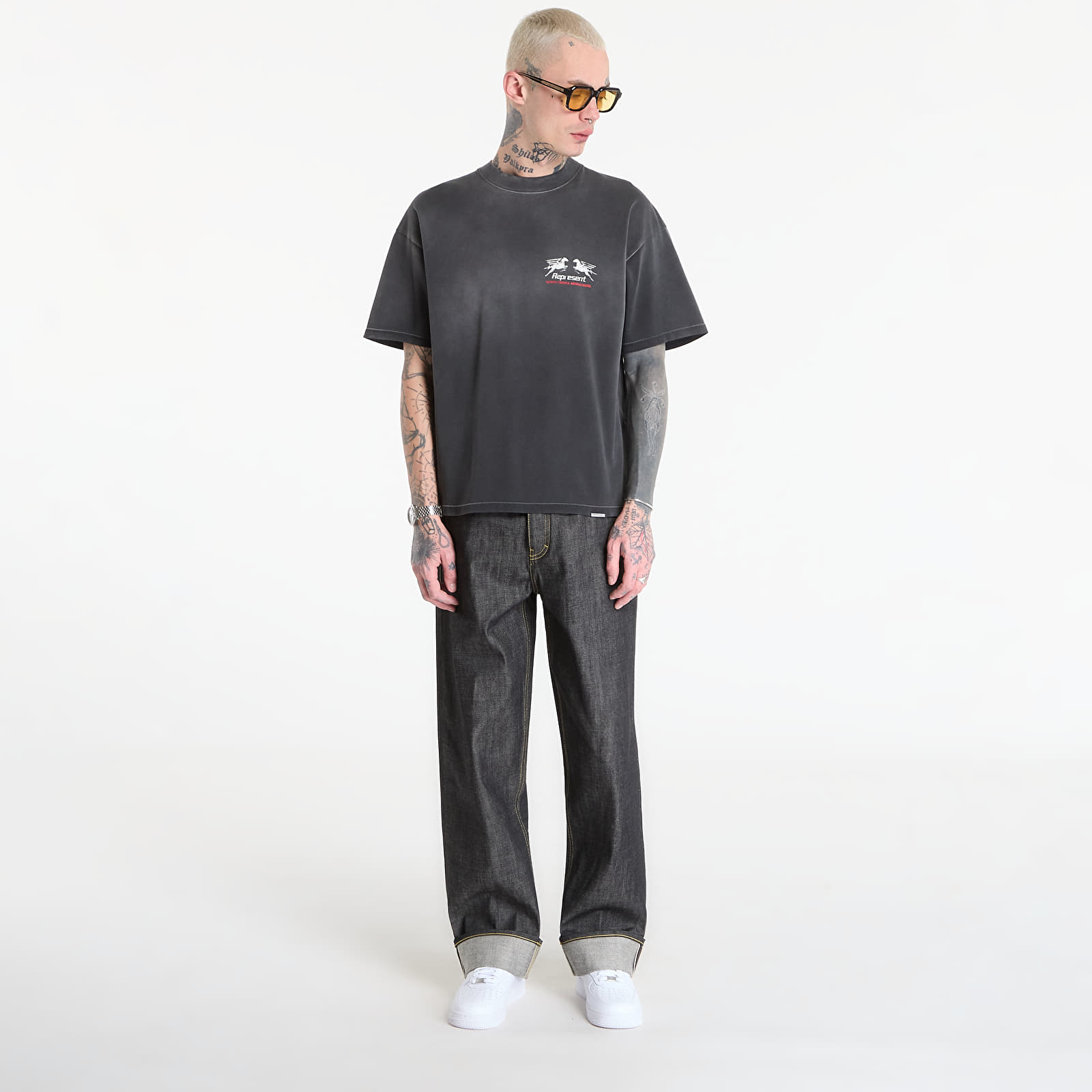 Ανδρικά μπλουζάκια REPRESENT 24 Hour Service T-Shirt UNISEX Stained Black