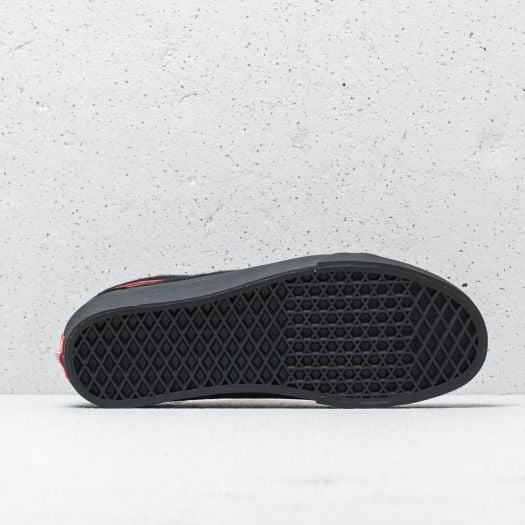 Men s shoes Vans X Disney Mickey Mouse Club Old Skool Black Red