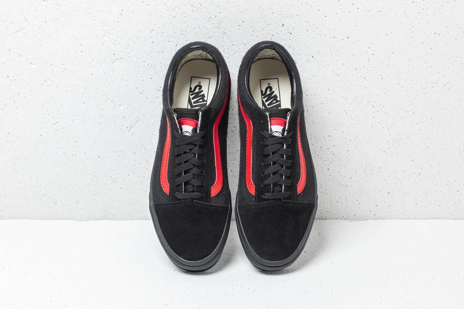 Mickey mouse black and red vans new arrivals