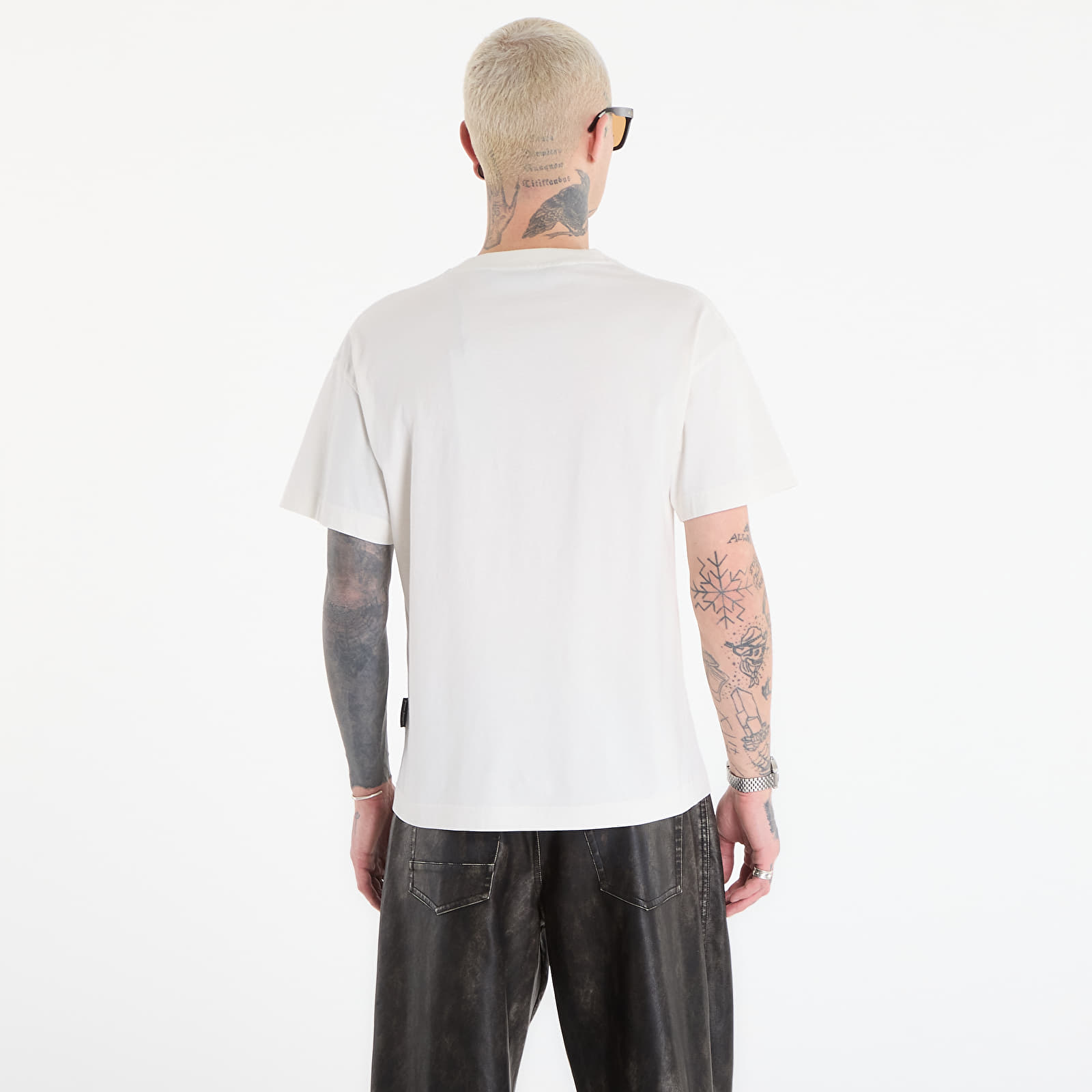 T-Shirts Palm Angels Neck Logo Regular Tee UNISEX Off White/ Black