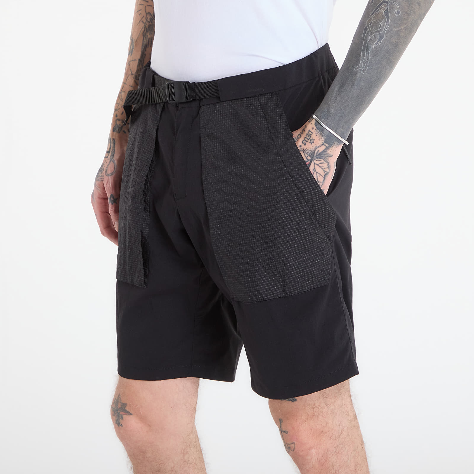 Shorts Poutnik by Tilak Shield Shorts Black/ Black