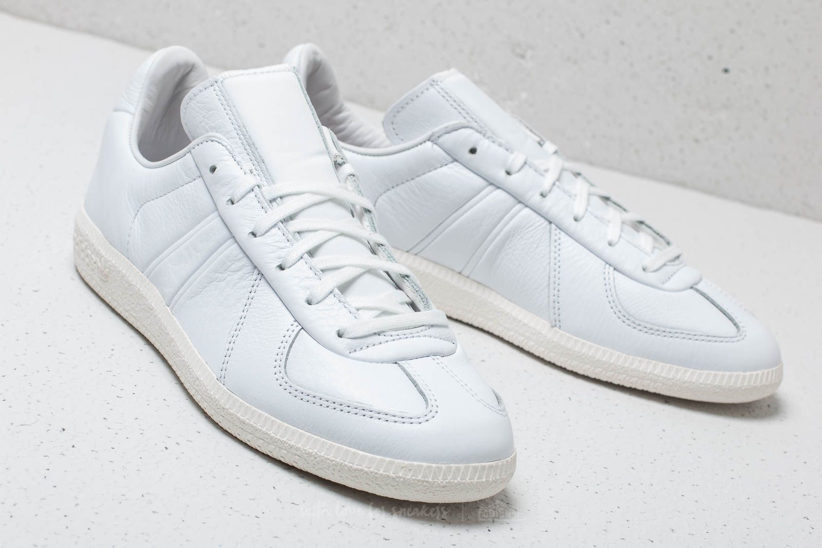 Bw army oyster sale