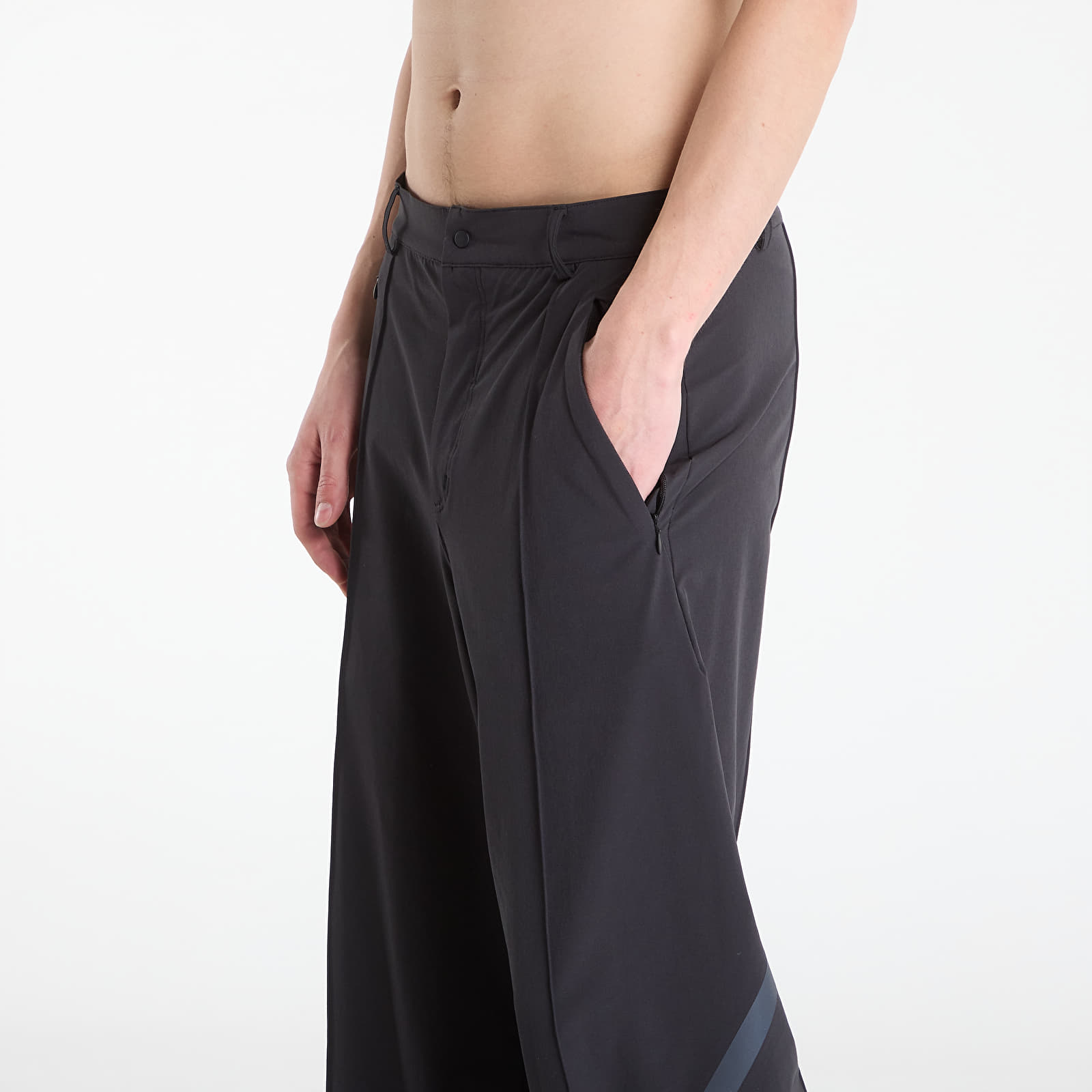 Bukser adidas x Entire Studios Z.N.E. Uniform Pant Woven Black