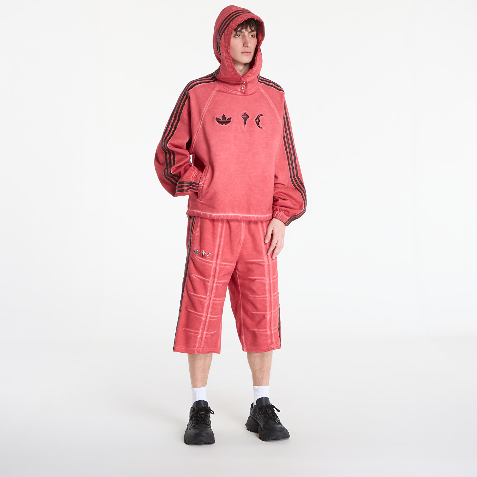 Kurzhosen adidas Thug Club Sweat Jort Power Red