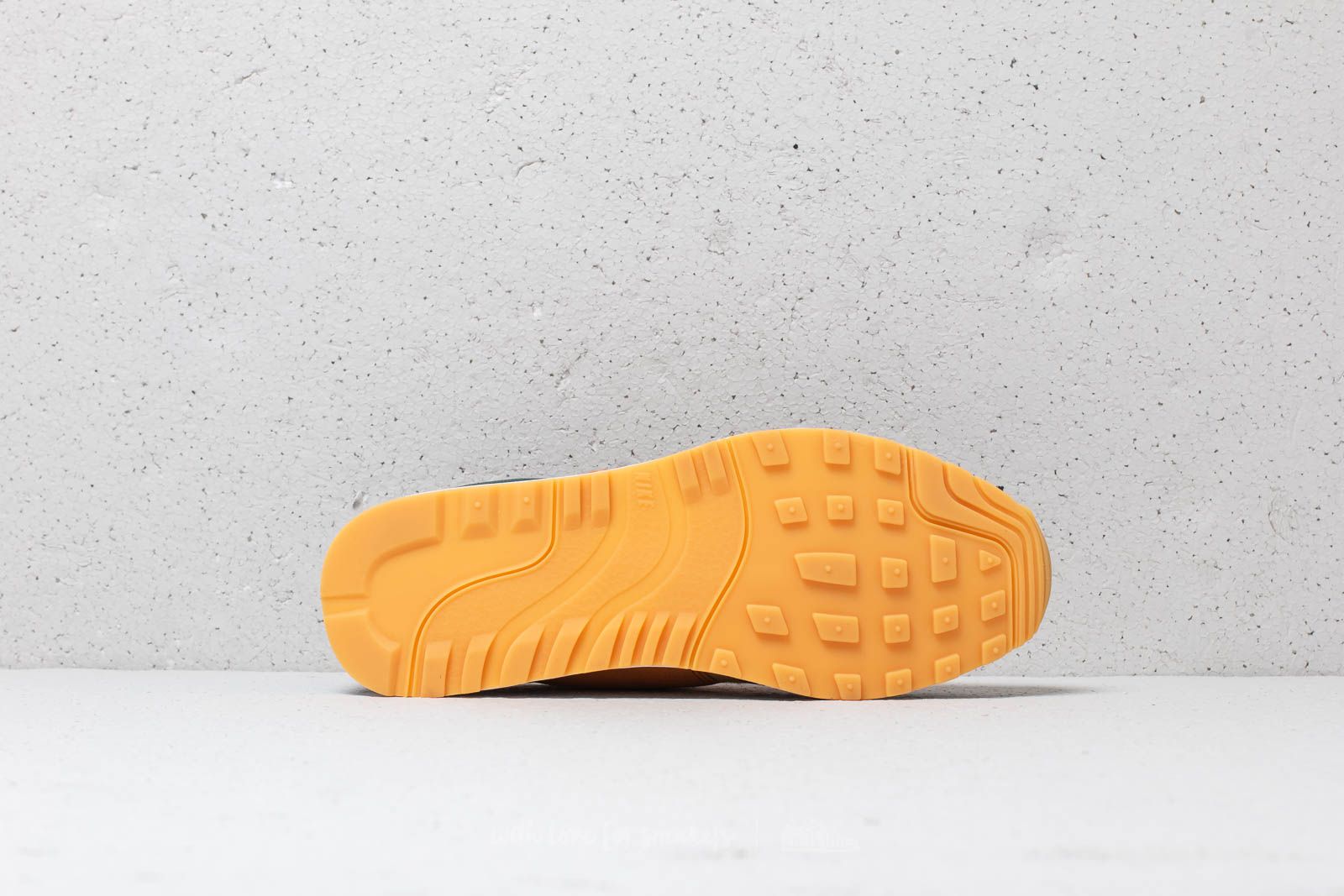 Zapatillas Hombre Nike Air Safari SE Monarch/ Yellow Ochre-Flax