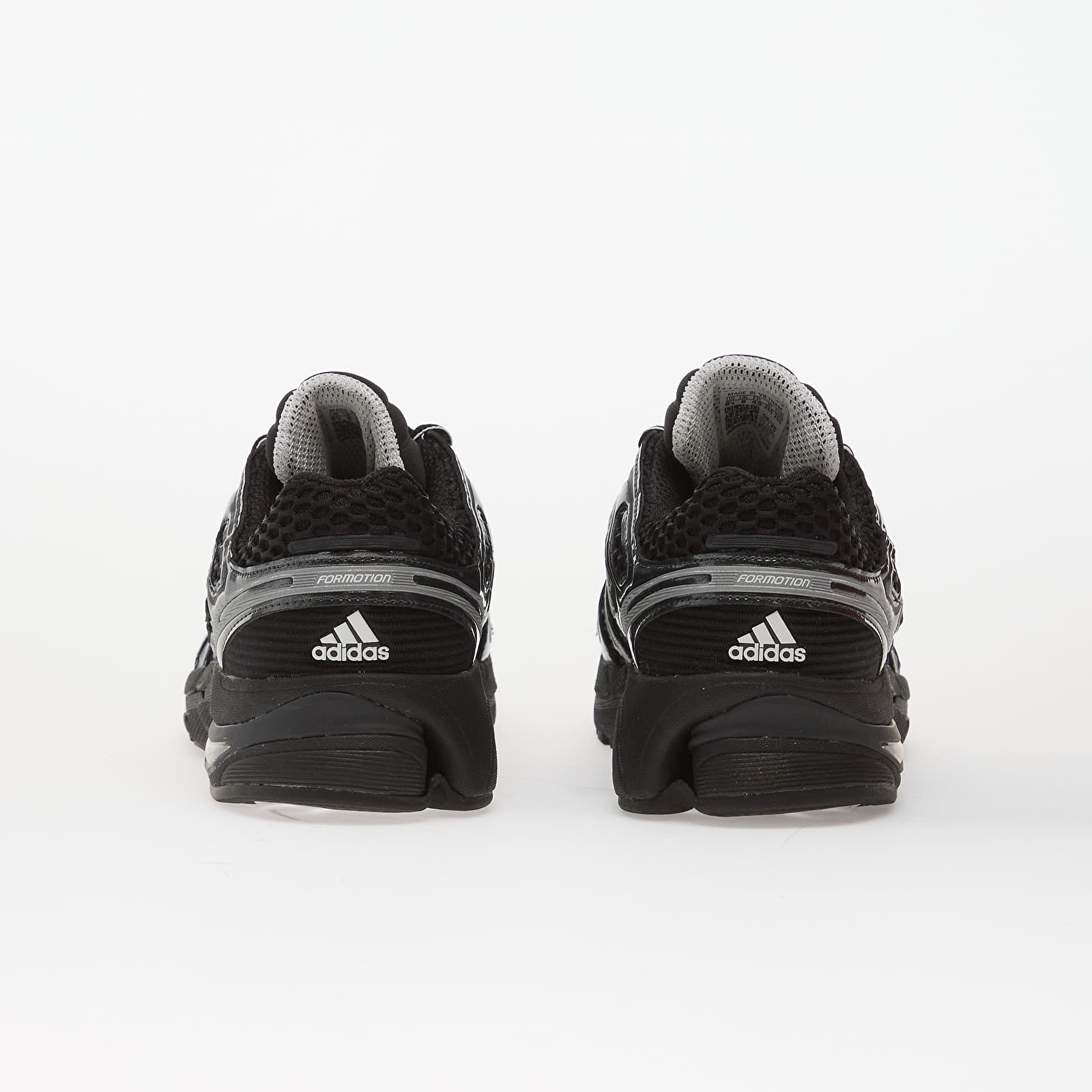 Moški čevlji adidas Adistar Control 5 Core Black/ Ftw White/ Carbon