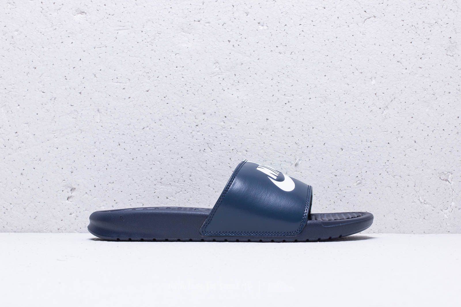 Women's shoes Nike WMNS Benassi JDI Obsidian/ White-Obsidian-Igloo