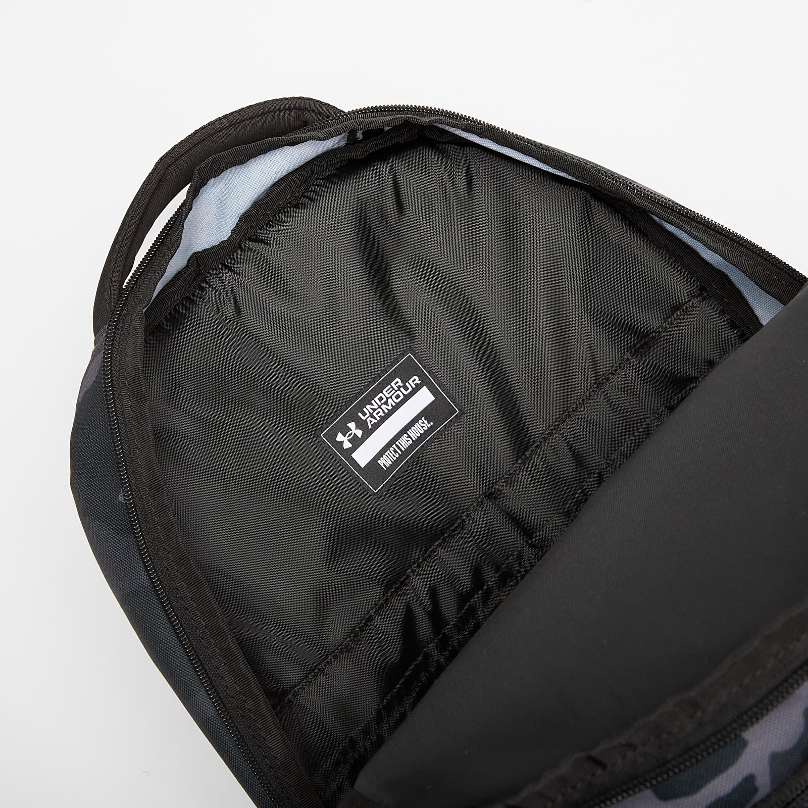 Pánske batohy Under Armour Hustle 6.0 Backpack Black