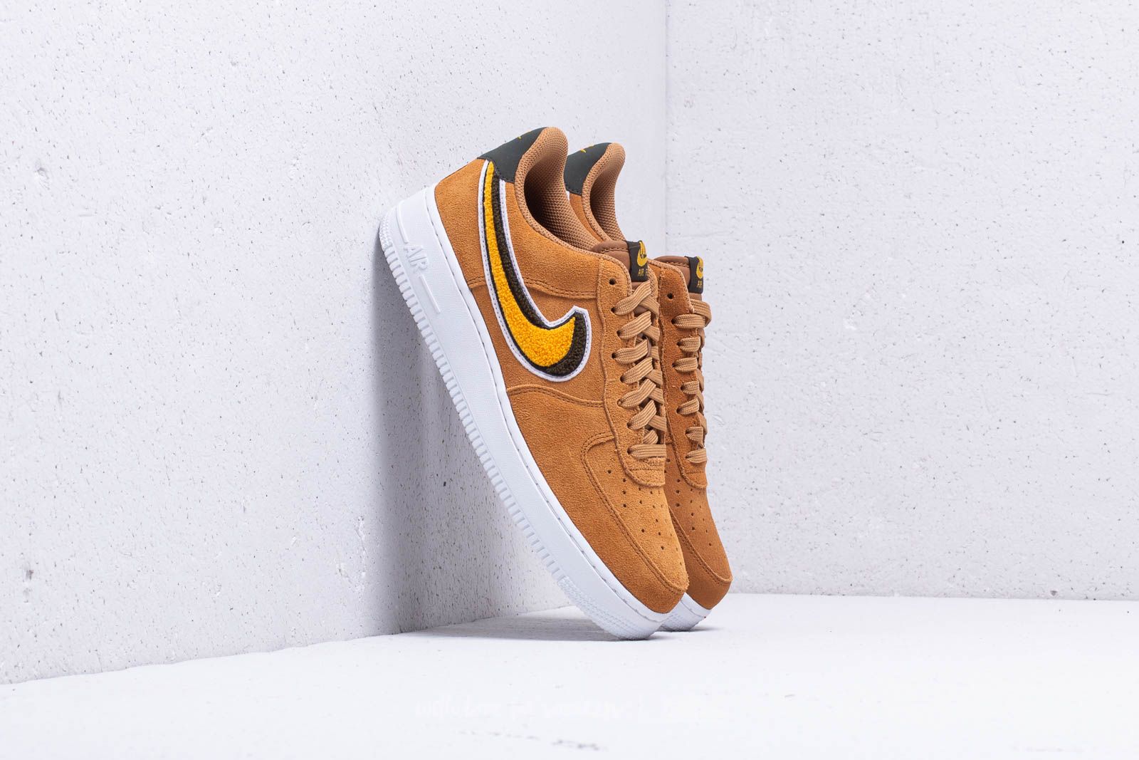 Men s shoes Nike Air Force 1 07 LV8 Muted Bronze Yellow Ochre Footshop