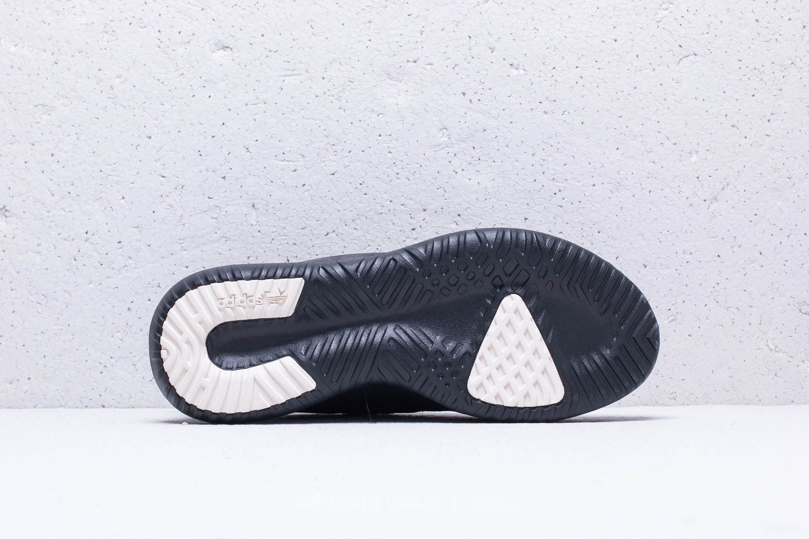 Pánské tenisky a boty adidas Tubular Shadow Carbon/ Carbon/ Chalk White