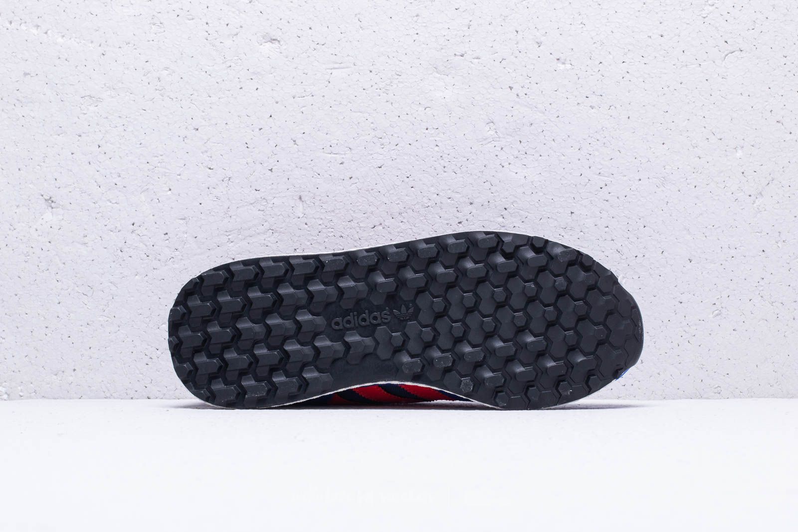 Miesten kengät adidas Forest Grove Power Blue/ Hi-Res Red/ Collegiate Navy