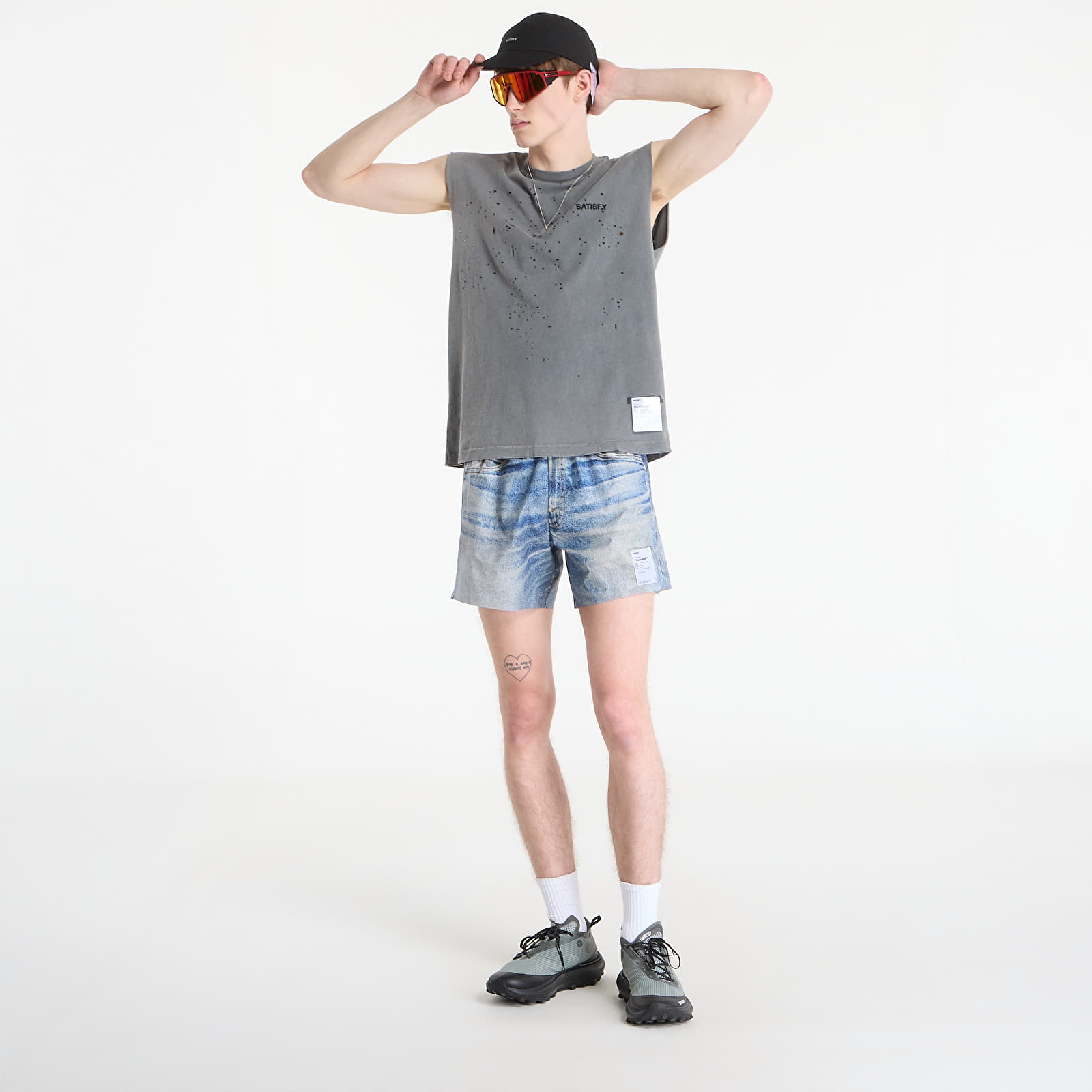 T-skjorter Satisfy MothTech Muscle Tee Faded Black