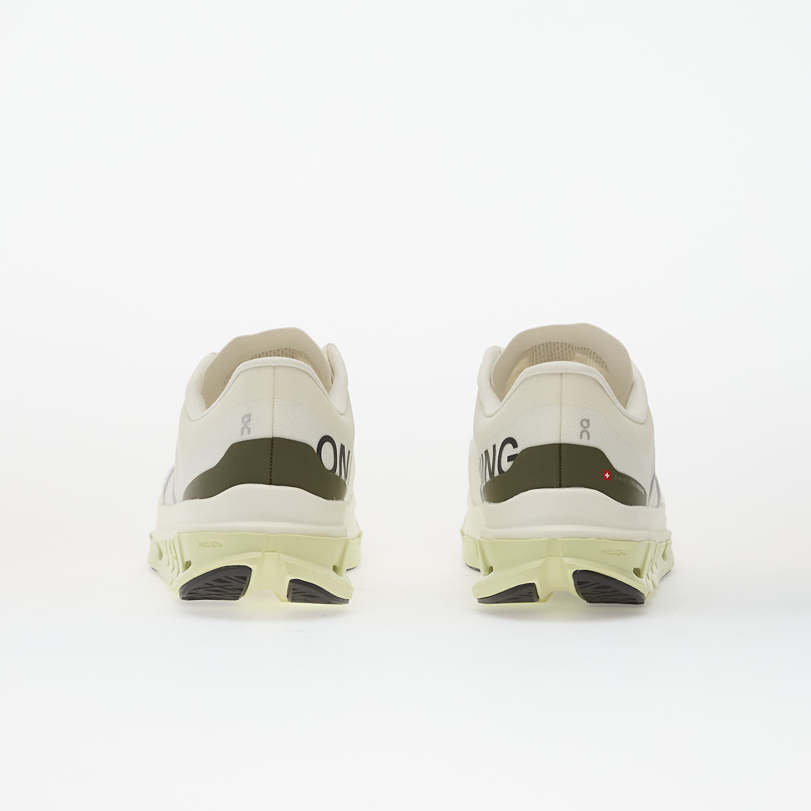 Sapatos de homem On M Cloudflow 5 Ivory/ Linen