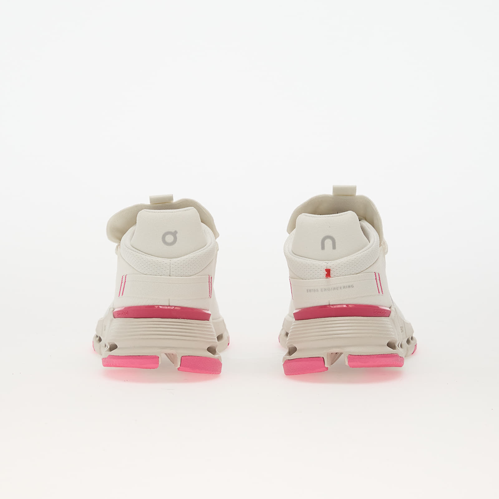 Skor för kvinnor On W Cloudnova 2 Ivory/ Pink