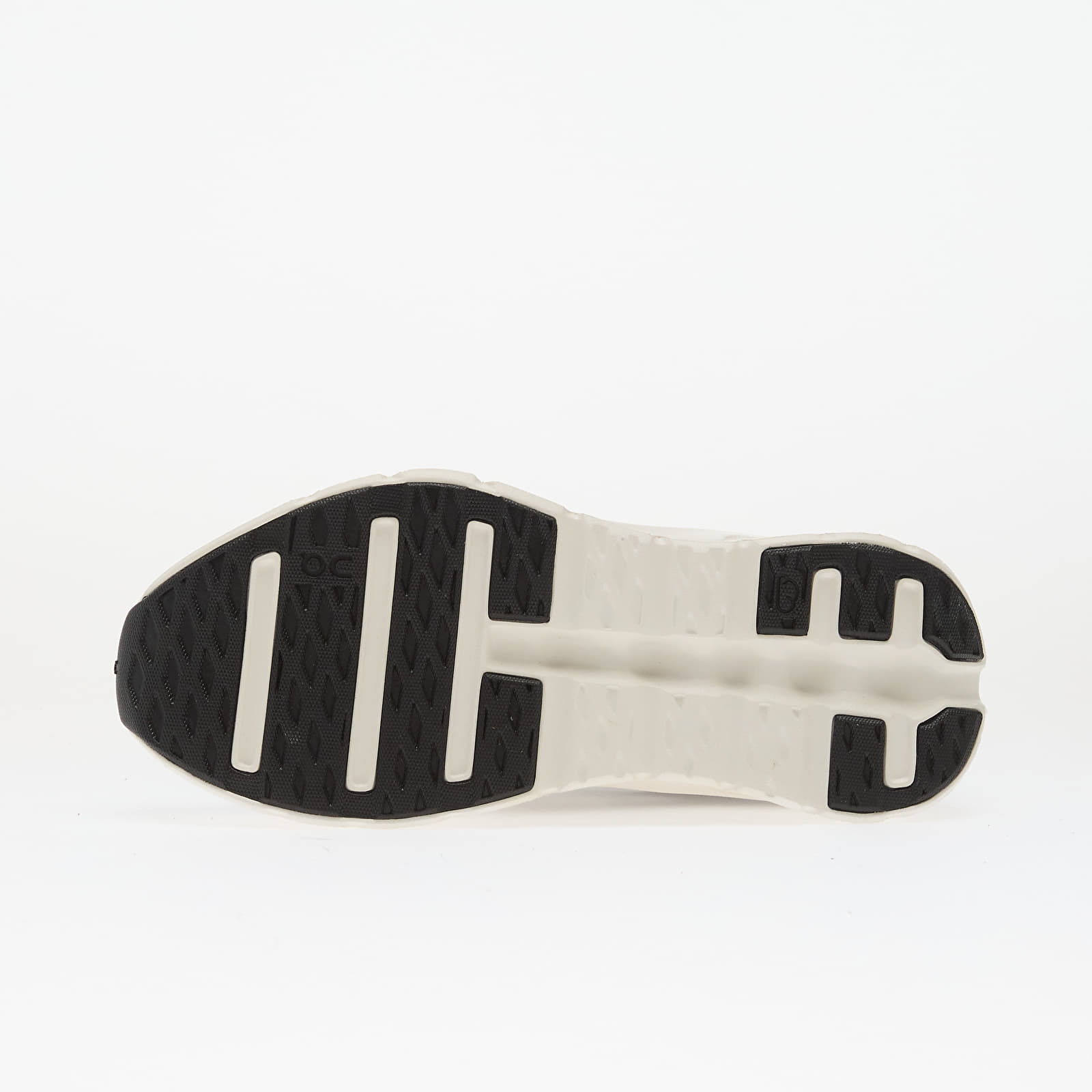 Women's shoes On W Cloudtilt Remix Black/ Ivory
