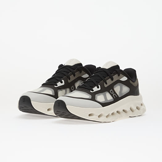 On W Cloudtilt Remix Black/ Ivory | Footshop