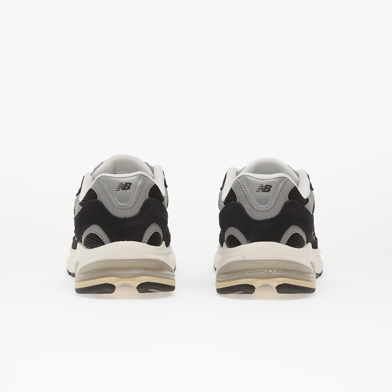 Sko til mænd New Balance 2010 Black/ Shadow Grey/ Sea Salt