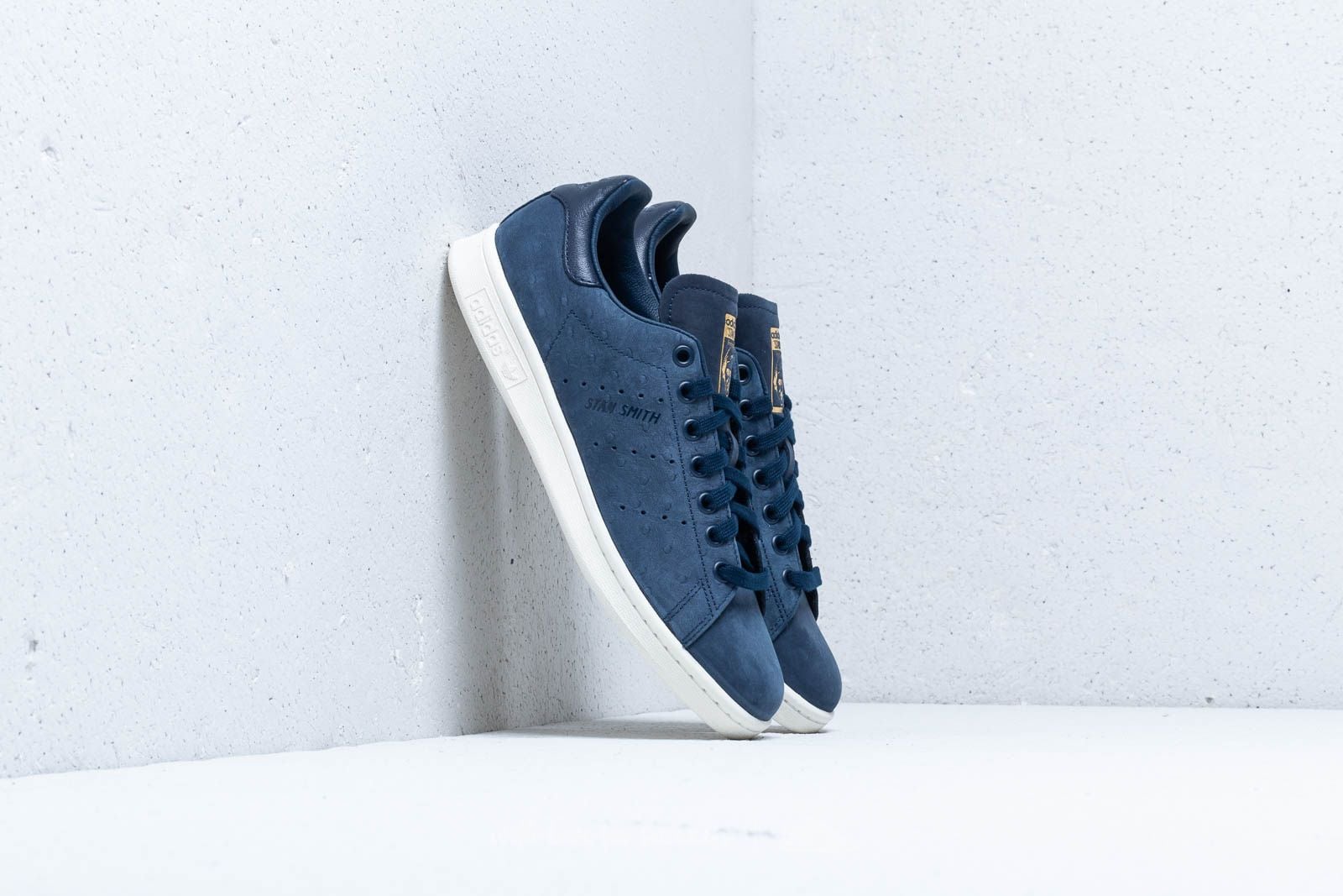 stan smith white collegiate navy