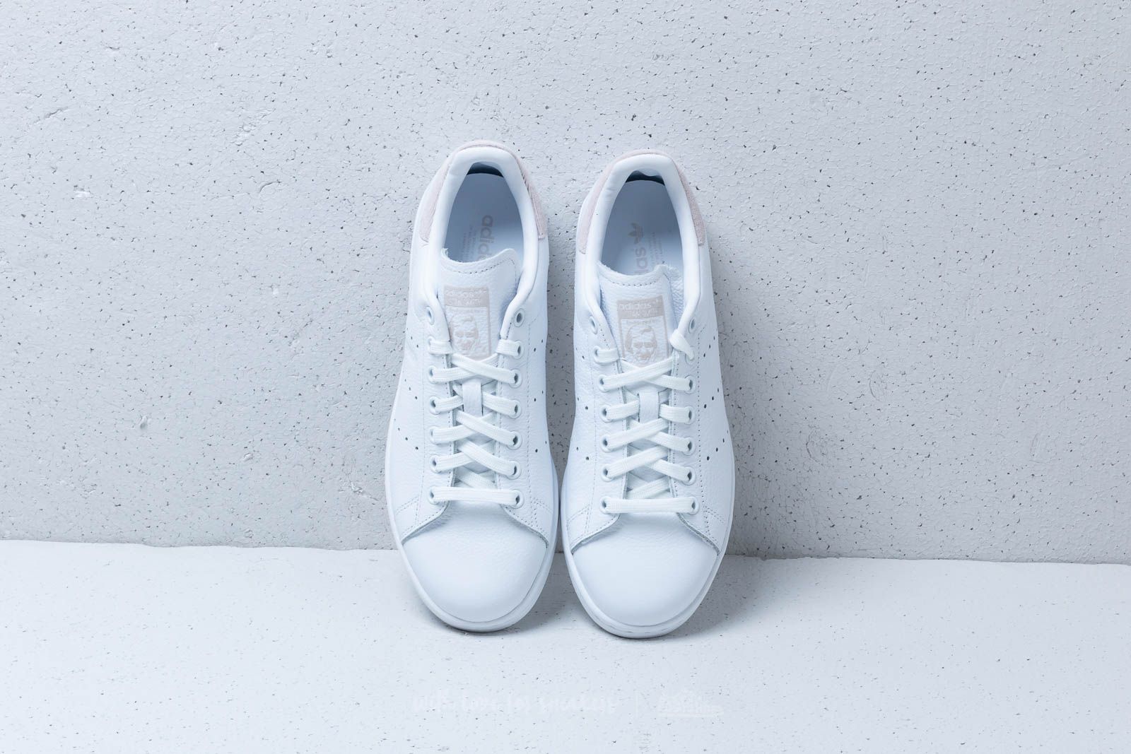 Stan smith white orchid tint top