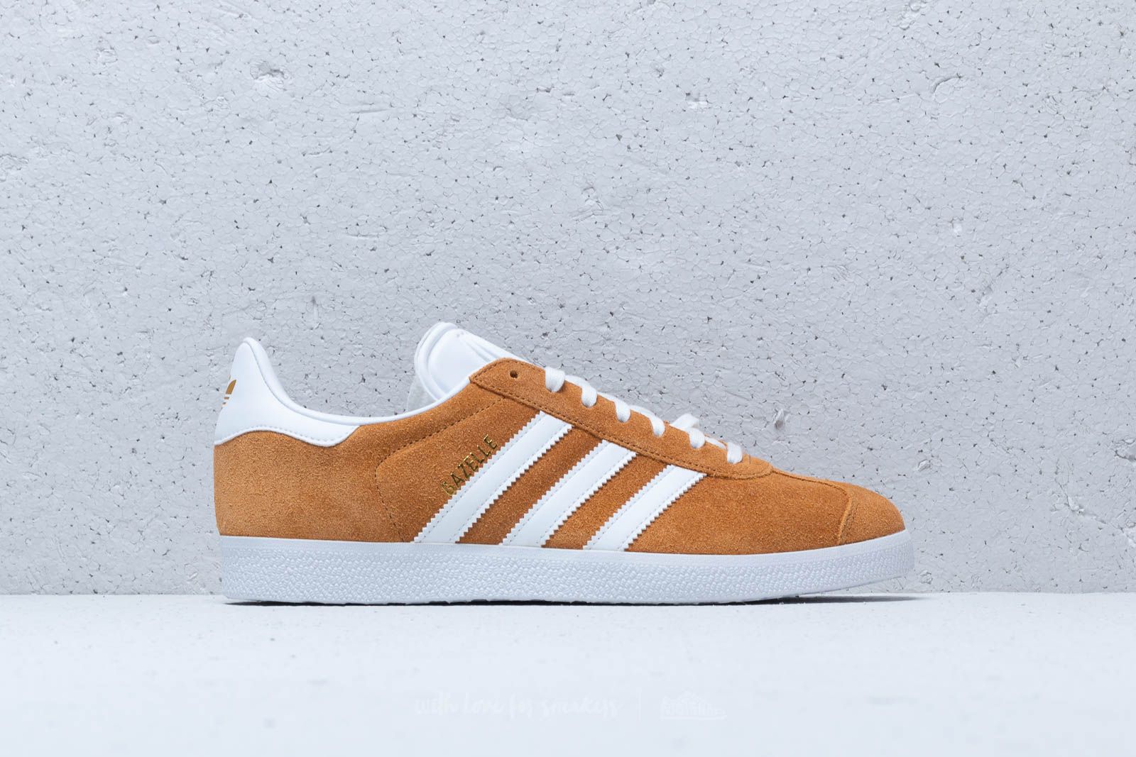 Adidas gazelle mesa on sale white