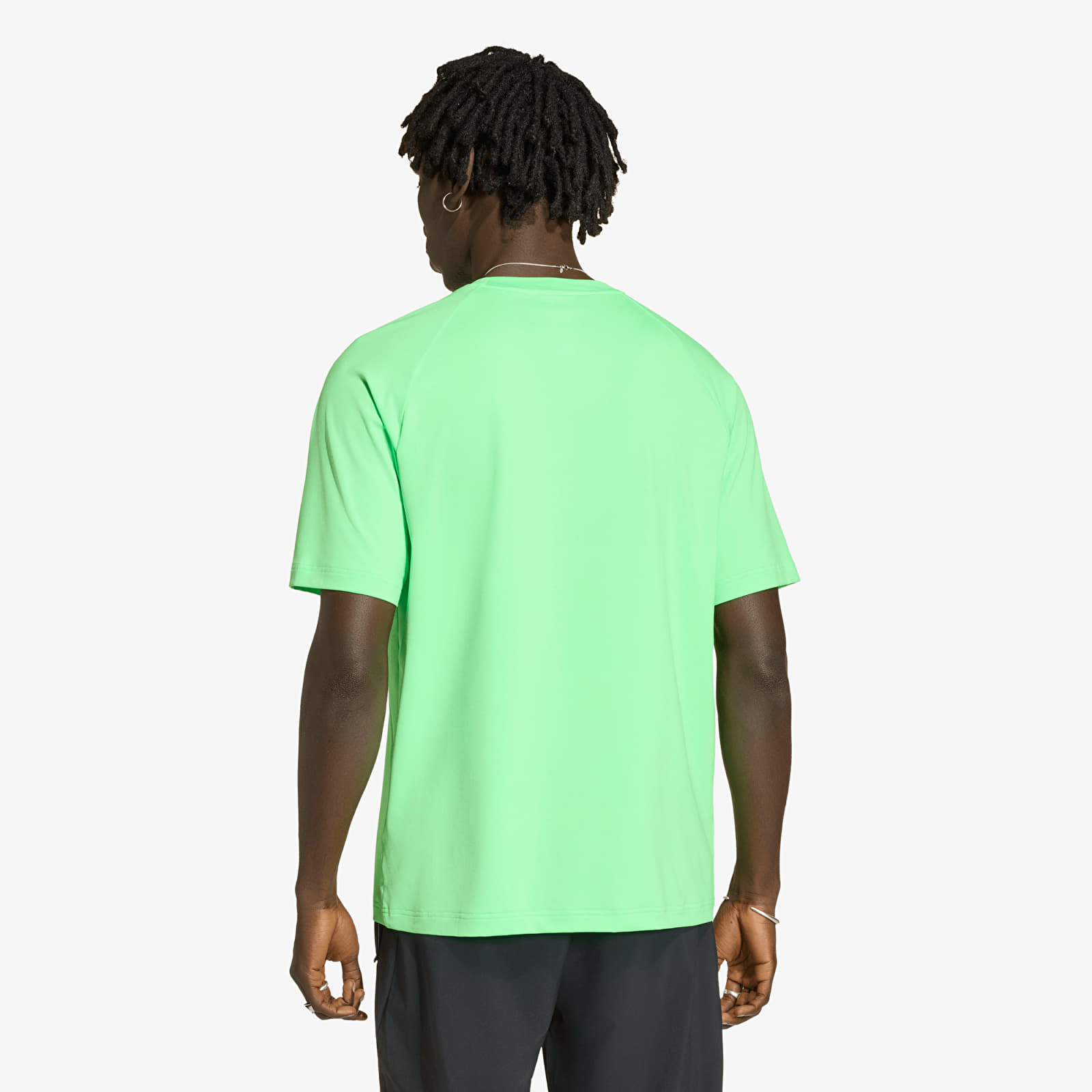 Männer T-Shirts adidas Tech Trefoil Essentials Polyester T-Shirt Screaming Green