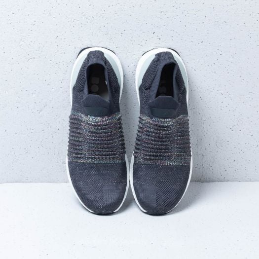 Ultraboost laceless ash store silver