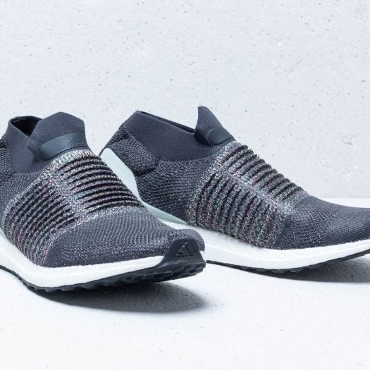Ultraboost clearance laceless carbon