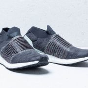 adidas gazelle silver green womens Adidas Ultraboost Laceless Running Shoes