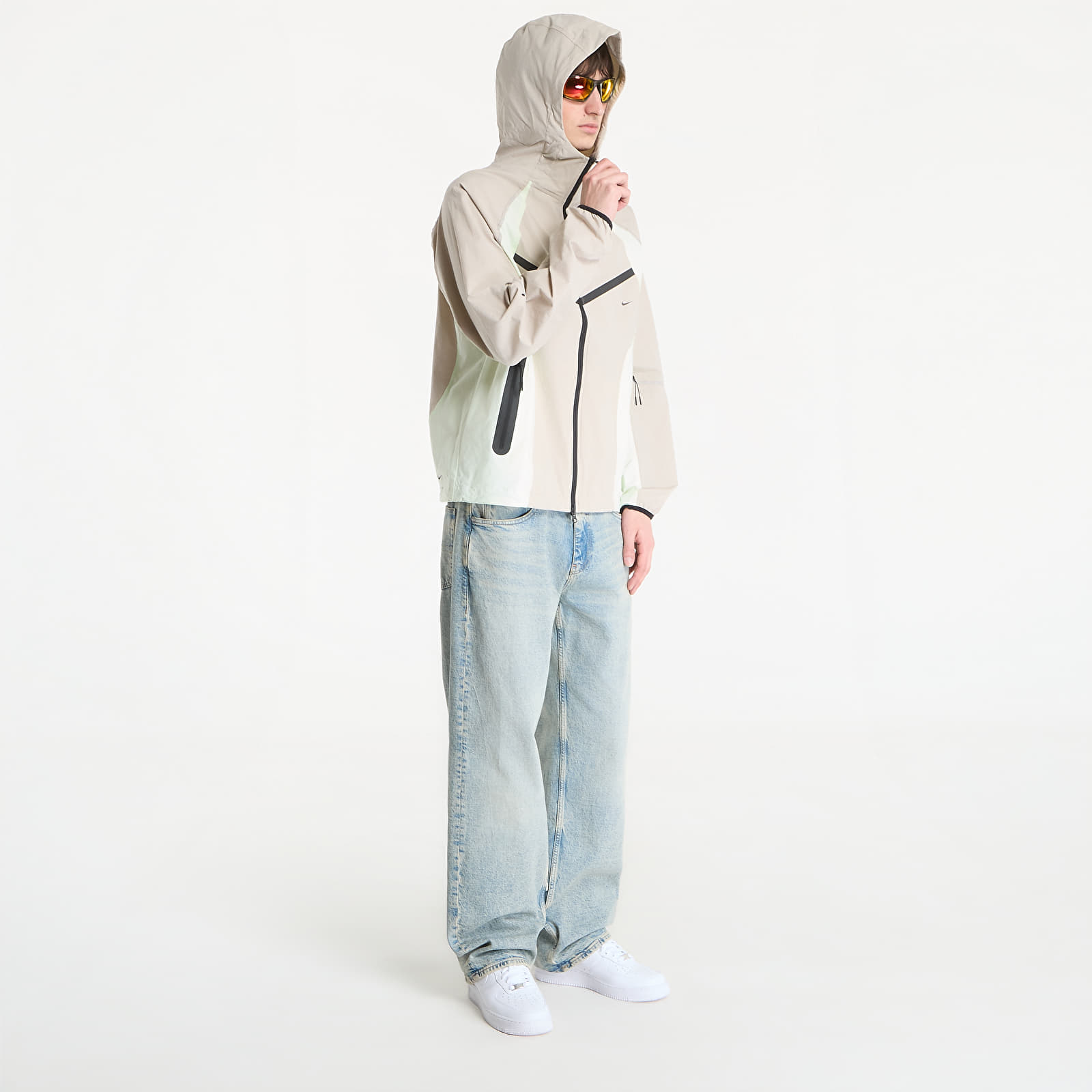 Bundy Nike Tech Men's Dri-FIT Woven Full-Zip Color-Block Windrunner Jacket Cream Ii/ Volt Tint/ Black