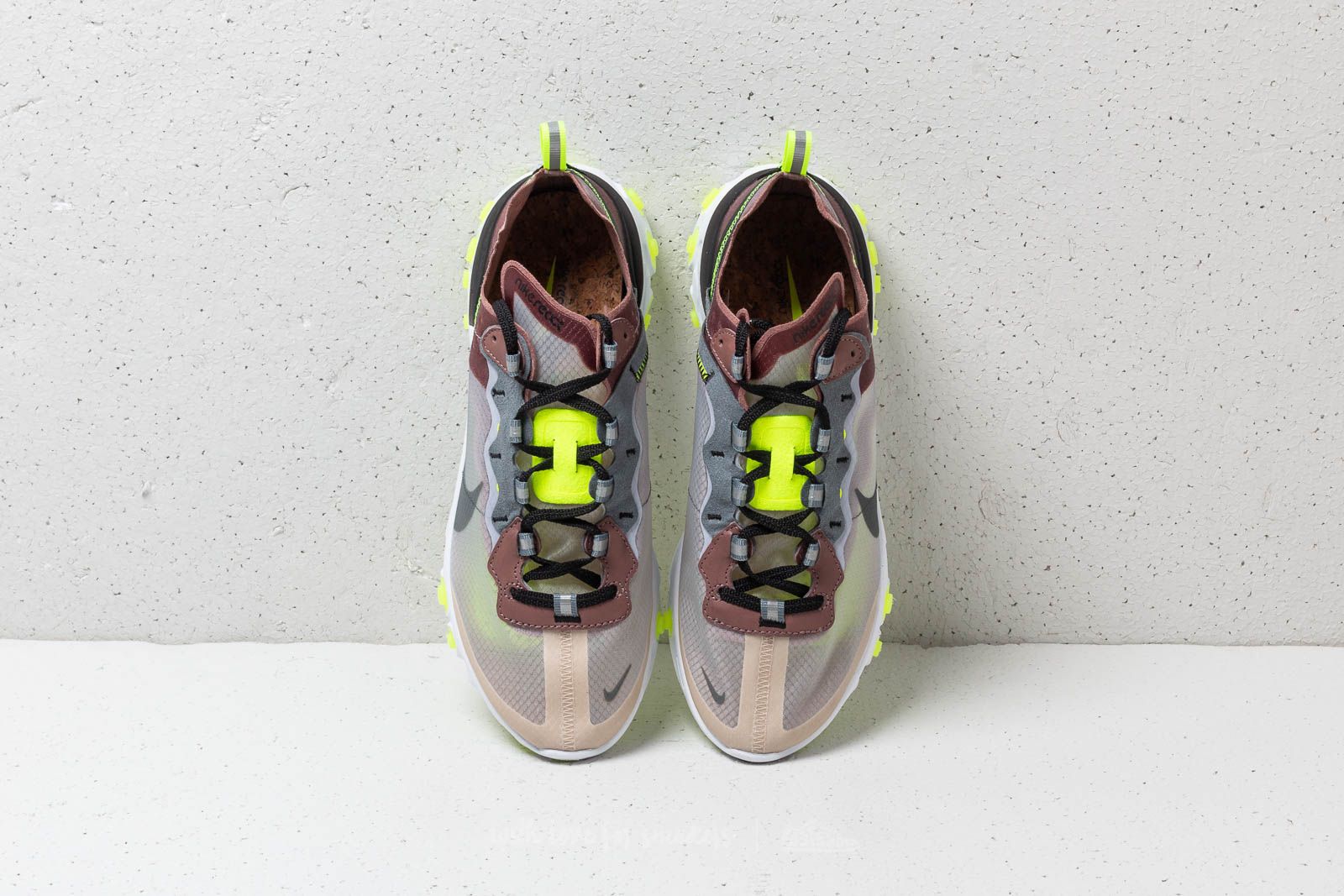Men s shoes Nike React Element 87 Desert Sand Cool Grey Footshop