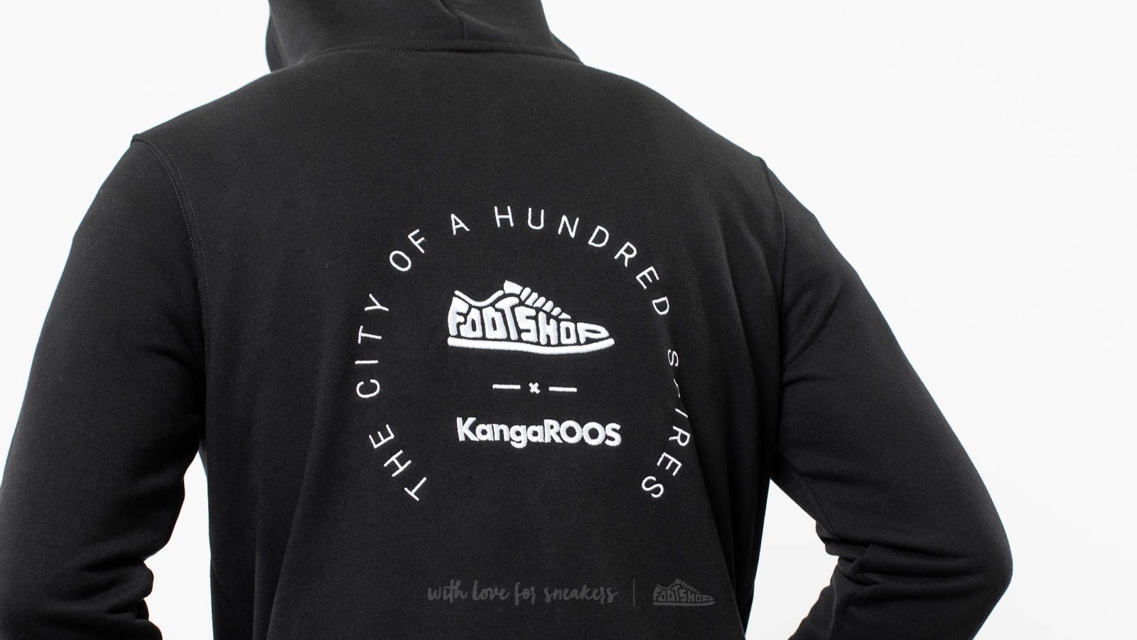Mikiny Footshop x KangaROOS Hoodie Black
