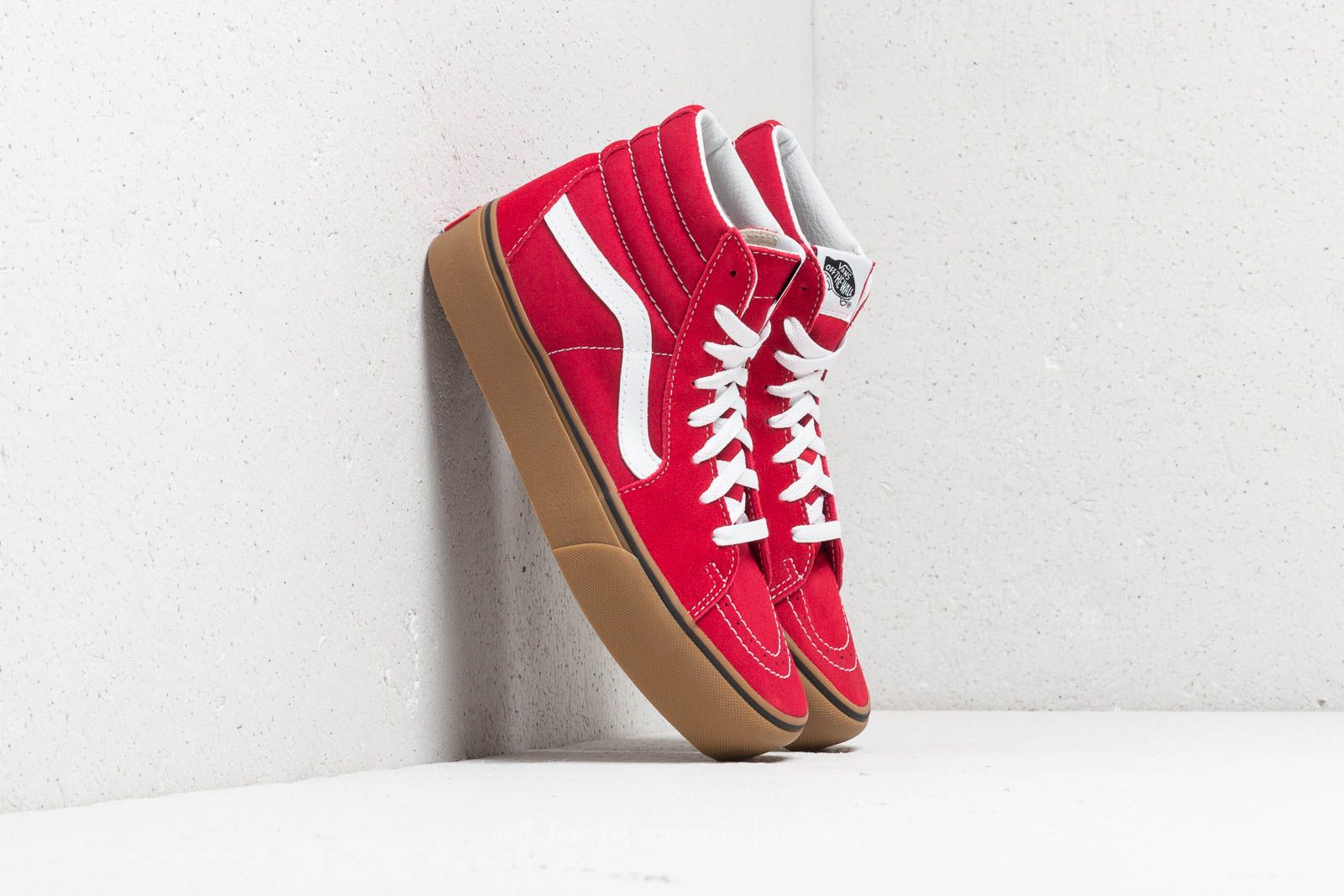 Red high sales top platform vans