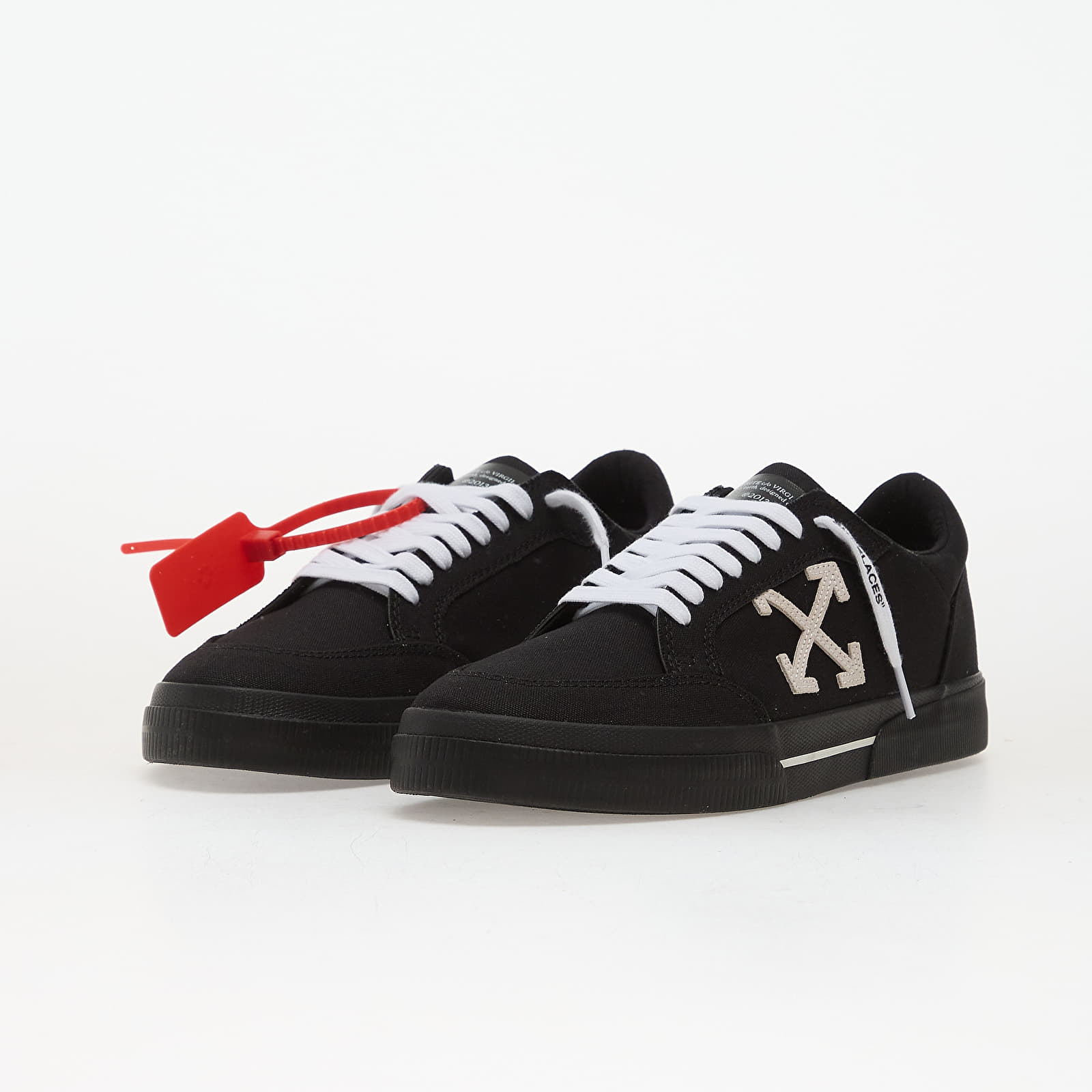 Men's shoes Off-White M Vulc Low Canvas Black/ White
